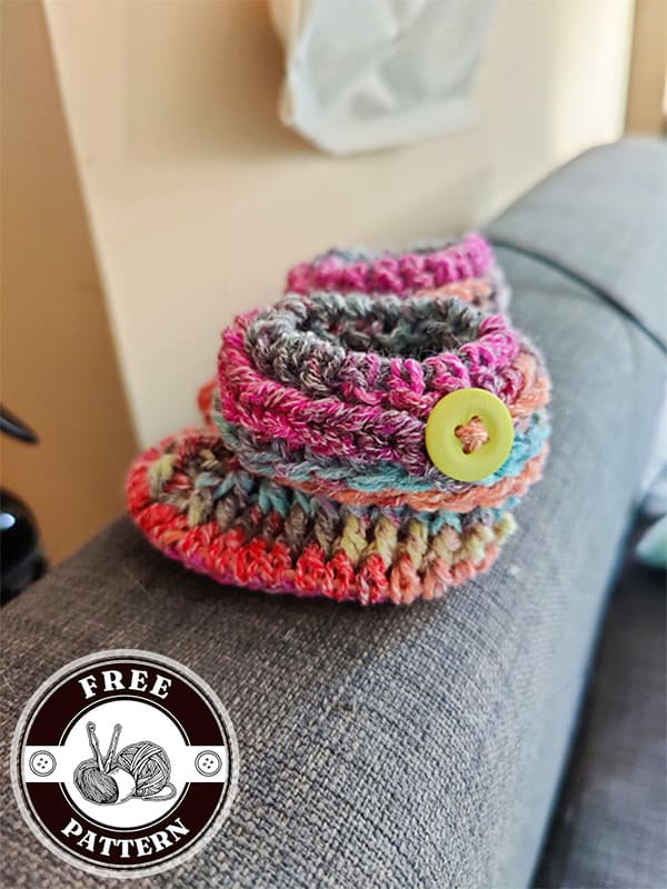 simple crochet newborn baby booties free pattern