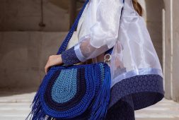 meet-the-spring-with-the-most-beautiful-crochet-bags-free-pattern