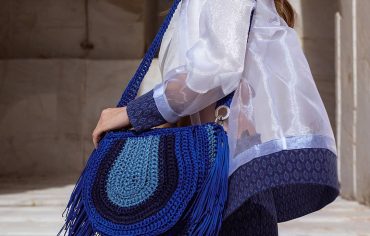 meet-the-spring-with-the-most-beautiful-crochet-bags-free-pattern