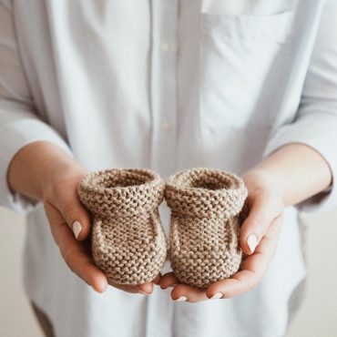 free-pattern-crochet-easy-baby-booties-2019