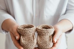 free-pattern-crochet-easy-baby-booties-2019